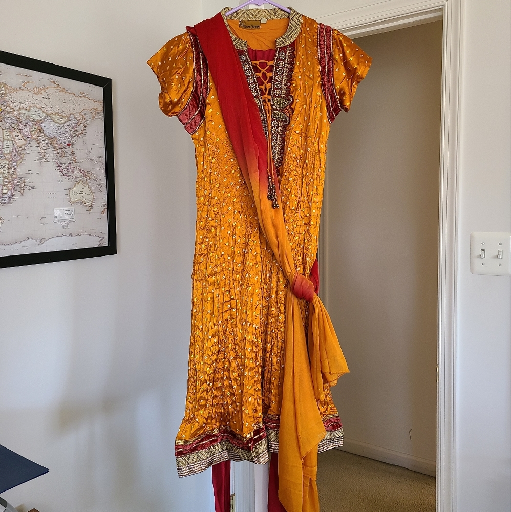 Traditional Women's Orange Indian Salwar Kameez Dress Suit